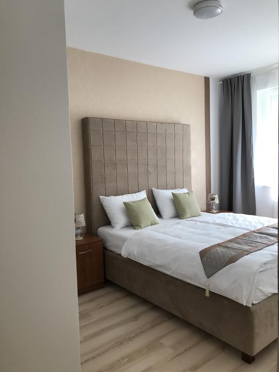Corvin Rose Apartment